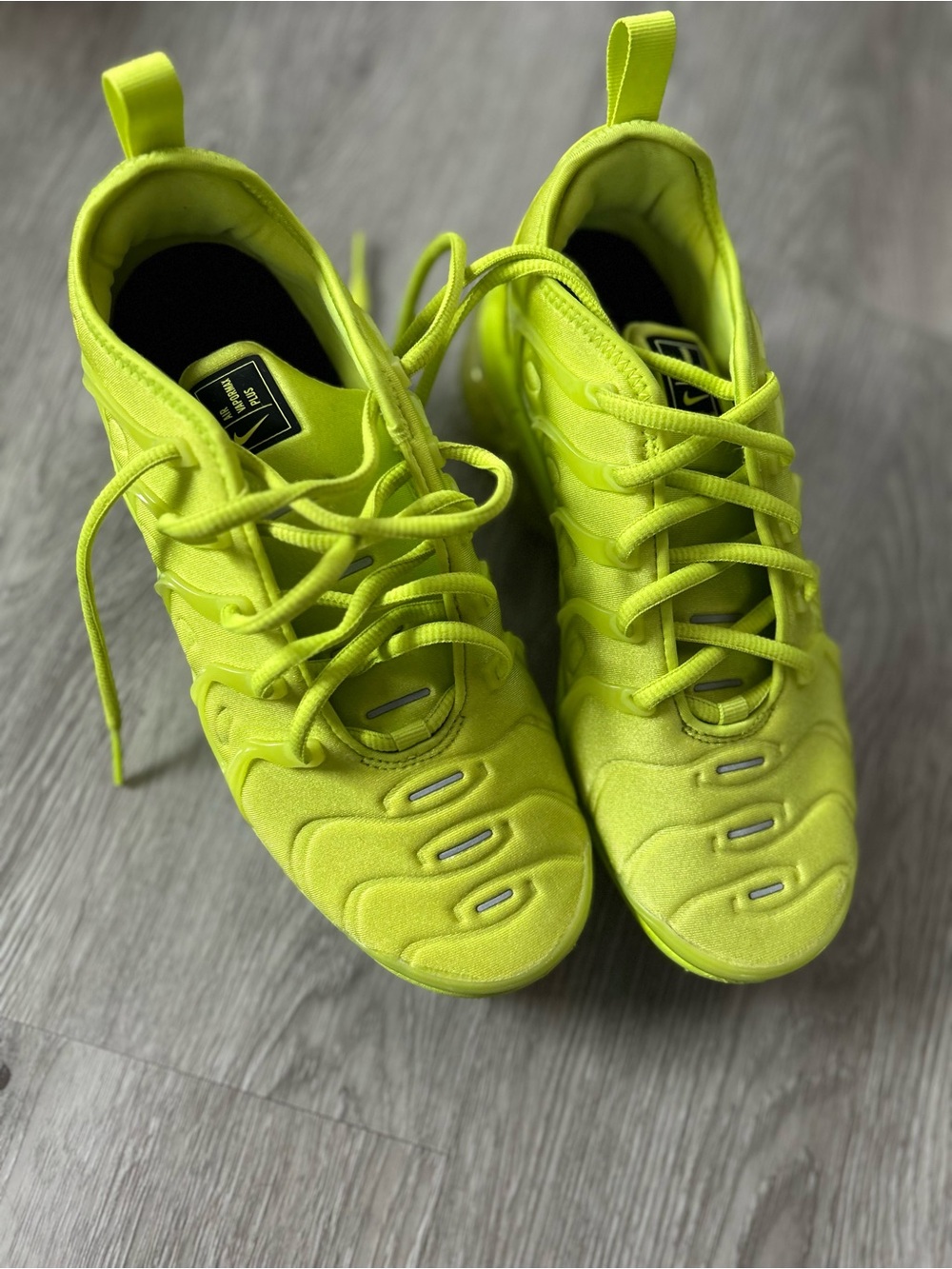 Nike Air Max Vapormax Green 🍏 Volt Men Sneakers Plus Men Sneakers